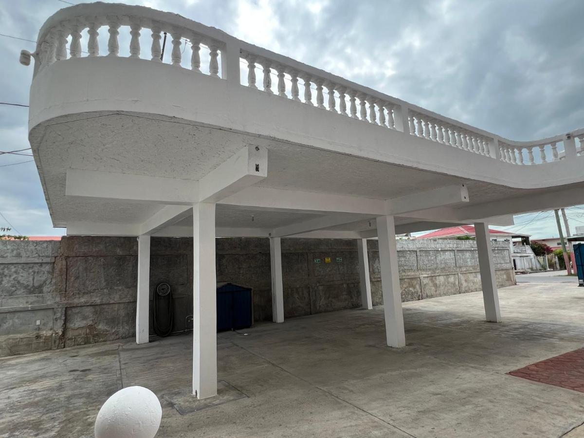 Las Palmas Hotel Corozal Exterior foto