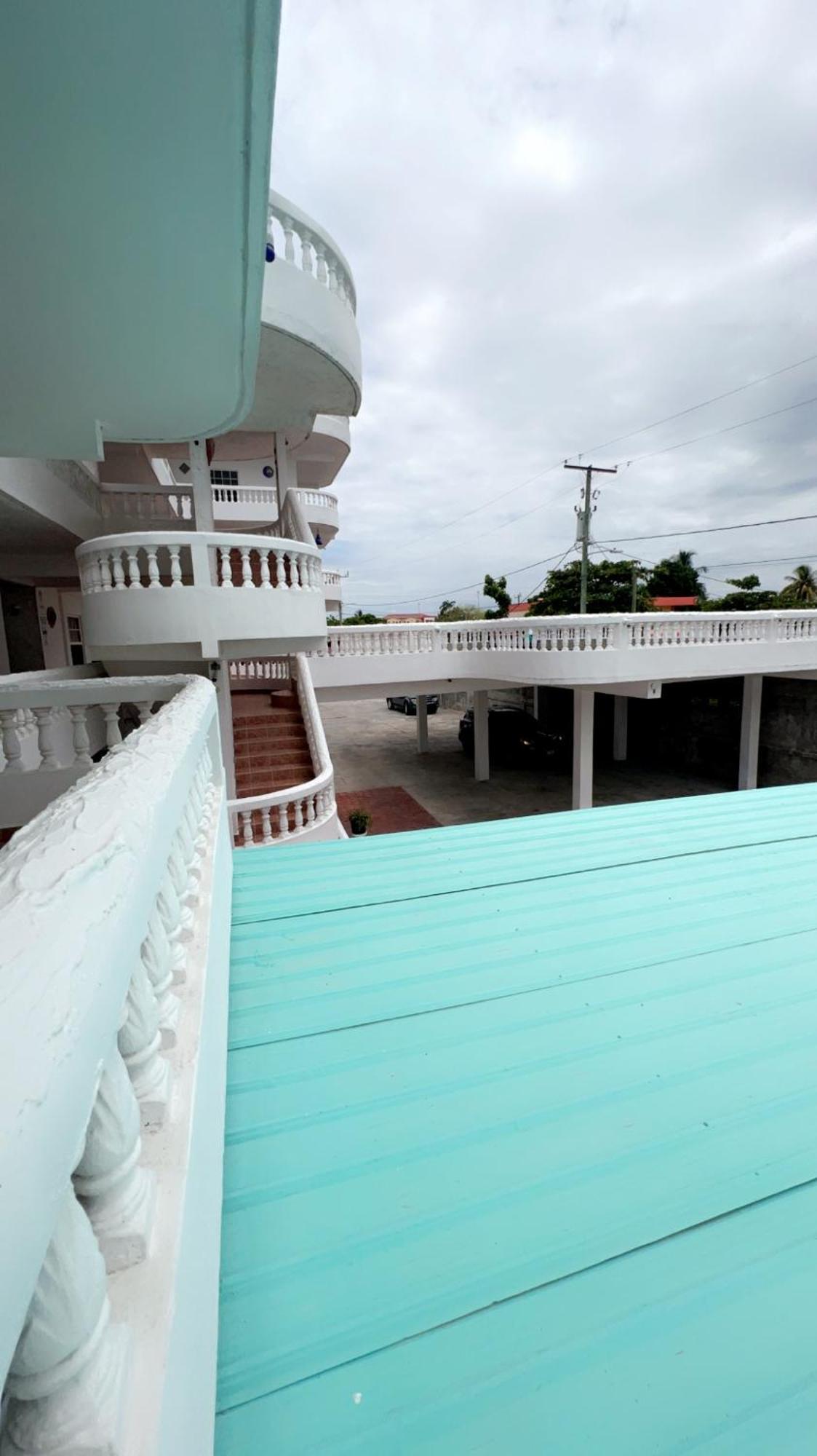 Las Palmas Hotel Corozal Exterior foto